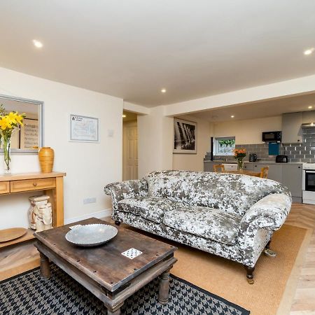 Pass The Keys Lovely 1 Bed Apartment With Free Parking Bath Eksteriør bilde