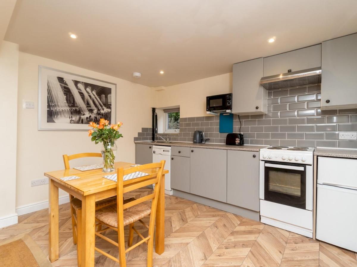 Pass The Keys Lovely 1 Bed Apartment With Free Parking Bath Eksteriør bilde